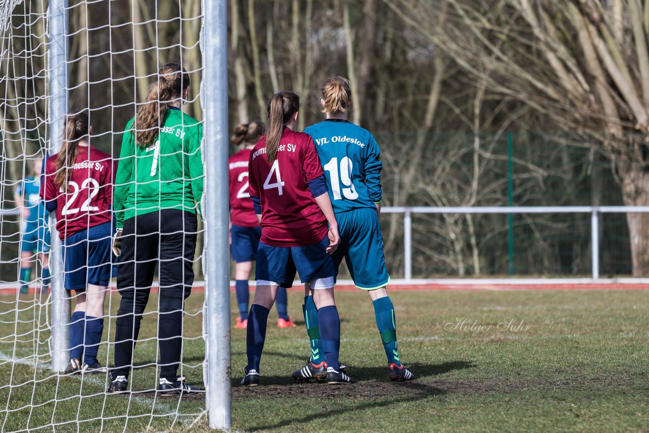 Bild 201 - B-Juniorinnen VfL Oldesloe - Krummesser SV _ Ergebnis: 4:0